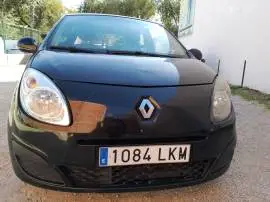 Renault Twingo 1.5 dci, 2.500 €