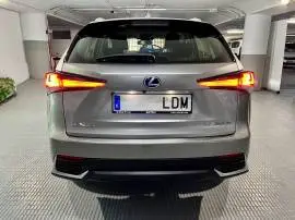 Lexus NX 2.5 300h Business 2WD. IVA deducible. Gar, 29.500 €