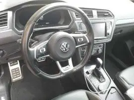 Volkswagen Tiguan 2.0 TDI 4MOTION R LINE, 32.900 €