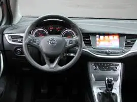 Opel Astra 1.6 CDTi 81kW 110CV Selective 5p., 12.490 €