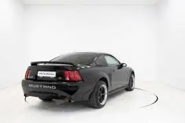 Ford Mustang COUPÉ GT 4.6 264 cv, 13.900 €