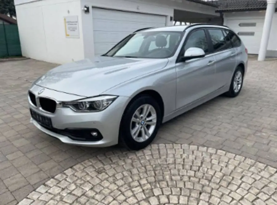 BMW Serie 3 Touring 320d, 27.150 €