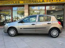 Renault Clio 1.2 i 75 Hatchback 16V eco2 75 cv, 4.900 €
