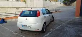 Fiat Punto 1.3 POP MULTIJET 5P, 6.990 €