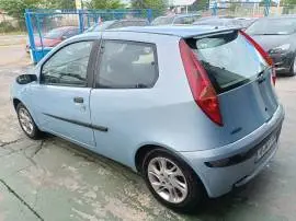 Fiat Punto 1.2 ELX, 1.799 €