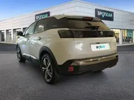 Peugeot 3008  225 e-EAT8 Allure Pack, 38.900 €