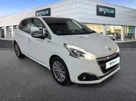 Peugeot 208  5P  1.2L PureTech 60KW (82CV) Signatu, 11.790 €