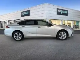 Opel Insignia   GS  1.5D DVH 90kW AT8 Business, 26.800 €