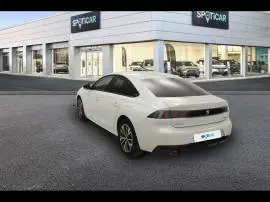 Peugeot 508  5P  HYBRID 225 e-EAT8 Allure Pack, 34.900 €