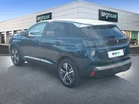 Peugeot 3008  225 e-EAT8 Allure Pack, 30.900 €