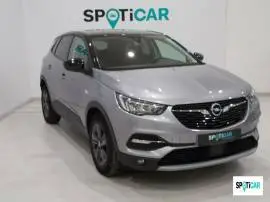 Opel Grandland X  1.2 Turbo Design & Tech, 23.900 €