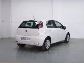 Fiat Punto Young, 7.990 €