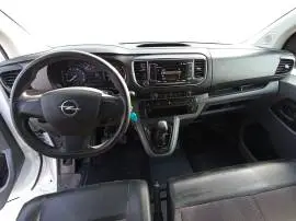 Opel Vivaro 1.5 D, 18.990 €