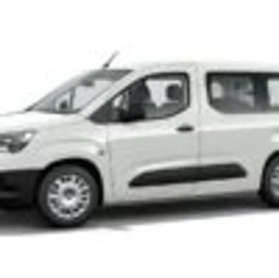 Opel Combo Life L BUSINESS EDITION N1 1,5 TD MT6 1, 22.490 €