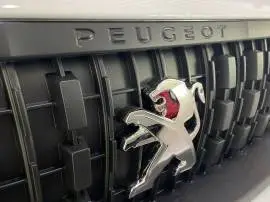 Peugeot Expert e-Expert Furgón Eléctrico 100Kw bat, 43.090 €