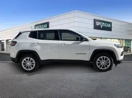 Jeep Compass  eHybrid 1.5 MHEV 96kW  Dct Longitude, 30.900 €