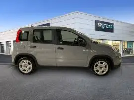 Fiat Panda   Hybrid 1.0 Gse 51kw (70CV) City Life, 13.500 €