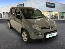 Fiat Panda   Hybrid 1.0 Gse 51kw (70CV) City Life, 13.500 €