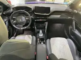 Peugeot 208  Eléctrico GT, 17.900 €