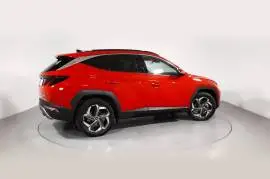 Hyundai Tucson 1.6 TGDI HEV 169KW TECNO SKY AUTO 5, 35.900 €