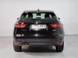 Jaguar F-Pace Pure AWD, 27.950 €