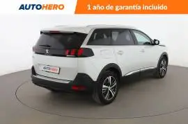 Peugeot 5008 1.2 PureTech Allure Pack, 26.699 €