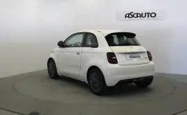 Fiat 500 500E 3+1 ICON 320KM 87KW, 22.900 €