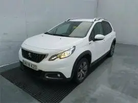 Peugeot 2008   BlueHDi 100 S&S 5 Vel. MAN Signatur, 18.200 €