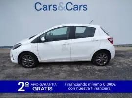 Toyota Yaris 100H 1.5 Active, 14.795 €