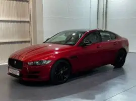 Jaguar XE 2.0 AJ200D Diesel Auto AWD XE Prestige, 14.000 €