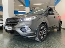 Ford Kuga 1.5 ST-LINE AWD AUTO 175cv, 22.898 €