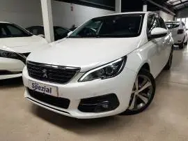 Peugeot 308 1.2I 130 CV, 11.890 €