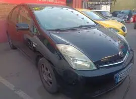 Toyota Prius HIBRIDO, 4.150 €