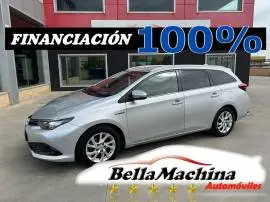 Toyota Auris 1.8 140H Active Touring Sports, 13.250 €