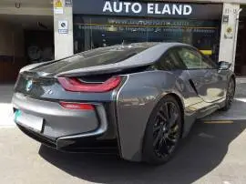 BMW i8 HYBRID, 72.900 €