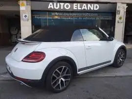 Volkswagen Beetle Cabrio 2.0 TSI DUNE, 30.900 €