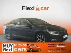 Volkswagen Passat 1.6 TDI 120cv Edition BMT, 15.980 €