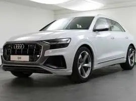 Audi Q8 50 TDI quattro S line AIR AHK LM21, 69.000 €