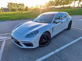 Porsche Panamera Turbo sport turismo, 74.990 €