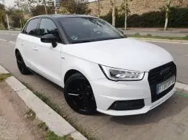 Audi A1  Sportback Adrenalin 1.0 TFSI 70kW S tron , 15.500 €