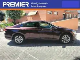 Volkswagen Passat 1.6 TDI DSG ADVANCE, 18.490 €