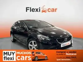 Volvo V40 2.0 D3 R-Design Momentum Auto, 16.790 €