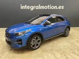 Kia XCeed 1.6 GDi PHEV 104kW (141CV) eMotion + Gas, 25.999 €