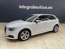 Audi A3 Sportback S line 40 e-tron 150kW S tron, 25.900 €