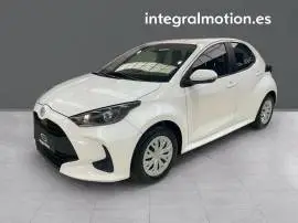 Toyota Yaris 1.0 Business, 18.900 €