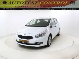 Kia Ceed 1.0 TGI 100CV CONCEPT, 11.975 €