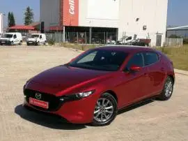 Mazda 3 2.0 e-SKYACTIV-G 88KW ORIGIN rojo 2022, 19.500 €