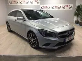 Mercedes CLA 200 cdi Shooting Brake, 14.800 €