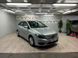 Mercedes Clase B 180CDI, 10.800 €