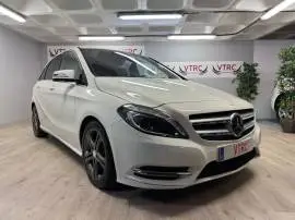 Mercedes Clase B edition, 12.800 €